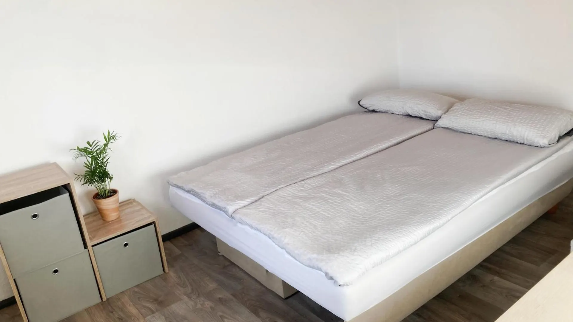 3 Zimmer Haus Nahe Airport Ber Berlin 0*,  Tyskland